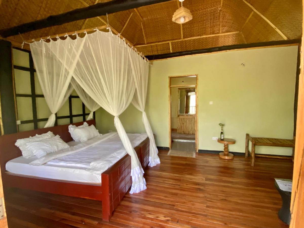 Enshama Game Lodge And Campsite Katunguru Esterno foto